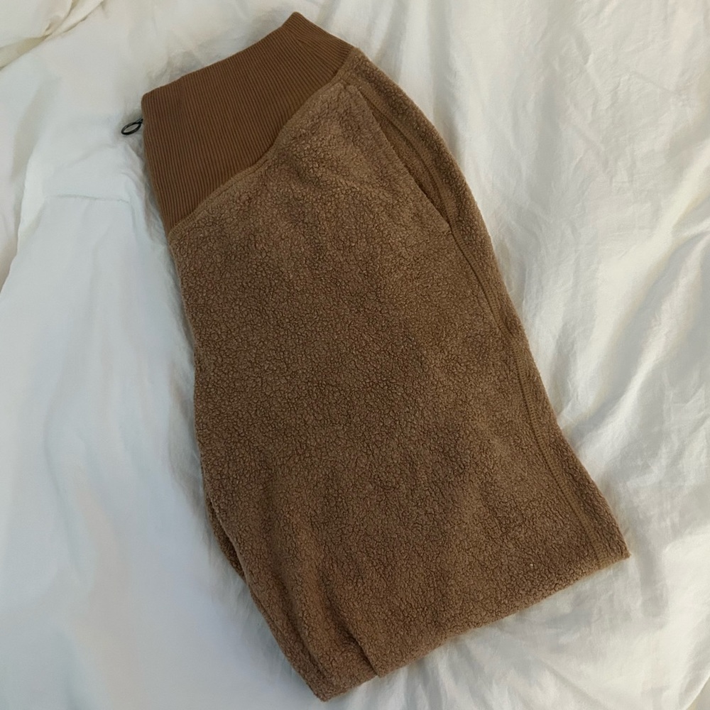 Aerie Fleece teddy bear sweatpants‎ - Picture 2 of 3